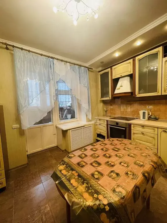 1-к. квартира, 40 м, 2/5 эт. - Фото 1
