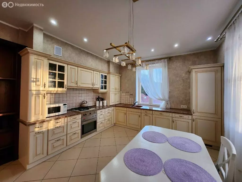 3-комнатная квартира: Калининград, улица Сержанта Колоскова, 6Ак3 ... - Фото 1