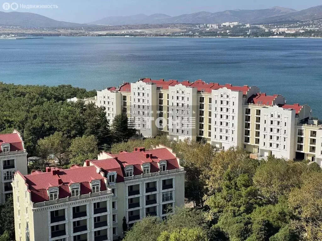 2-комнатная квартира: Геленджик, Революционная улица, 47 (129.6 м) - Фото 0