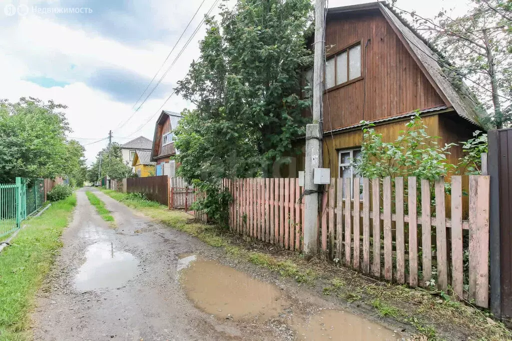 Дом в Ялуторовский район, деревня Озёрная (24 м) - Фото 1