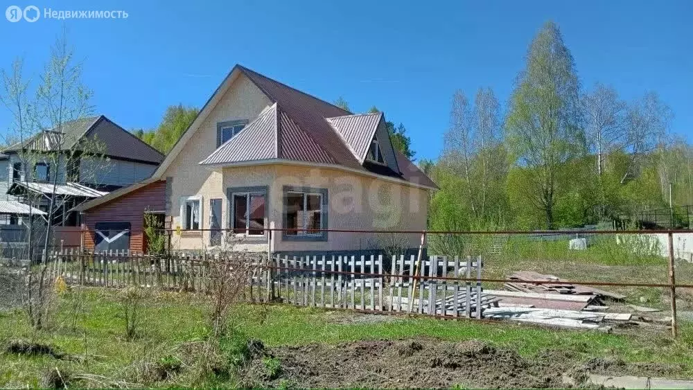 Дом в село Кызыл-Озек, Центральная улица (120 м) - Фото 2