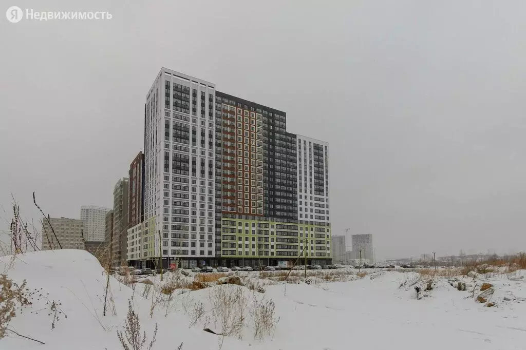 Квартира-студия: Екатеринбург, Хрустальногорская улица, 93 (20 м) - Фото 1