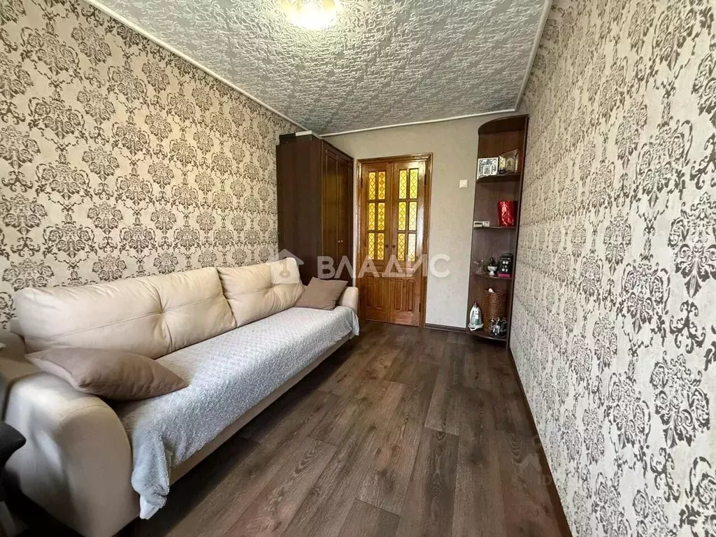 3-к кв. Воронежская область, Семилуки ул. Чапаева, 33 (62.2 м) - Фото 1