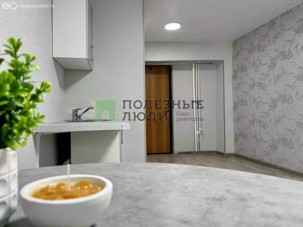 1к в -комнатной квартире (18 м) - Фото 1