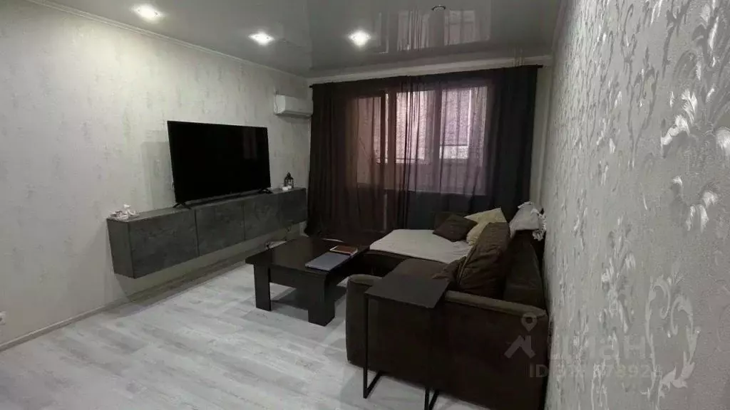 1-к кв. Саратовская область, Саратов ул. Имени С.Ф. Тархова, 47 (40.1 ... - Фото 2