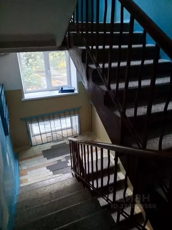 2-к кв. Орловская область, Орел Привокзальный пер., 1 (41.5 м) - Фото 2