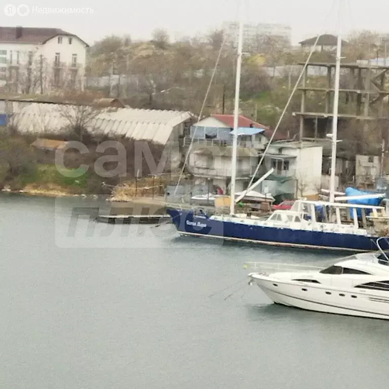 1-комнатная квартира: Севастополь, улица Адмирала Фадеева, 18 (97 м) - Фото 2