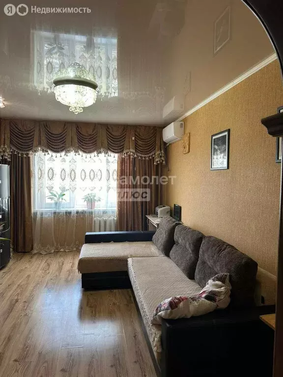 3-комнатная квартира: Армавир, улица Кирова, 92 (66 м) - Фото 1