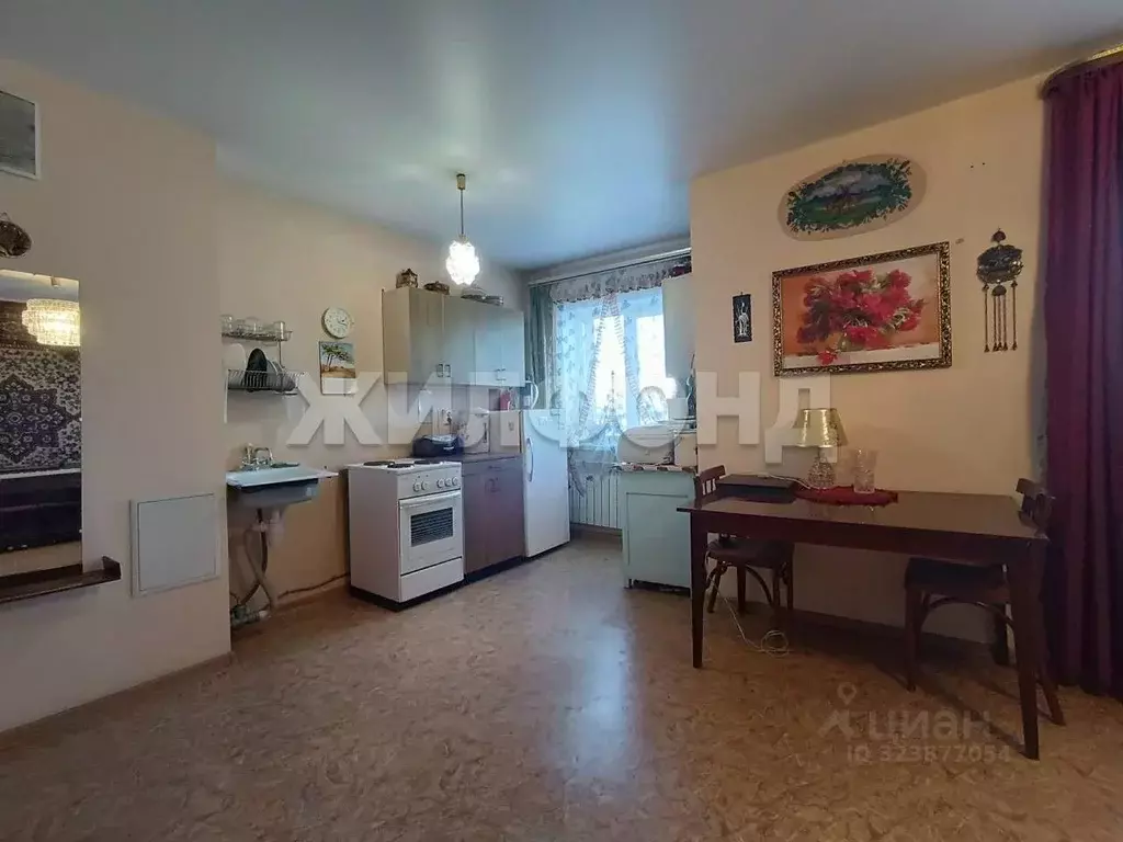 3-к кв. Иркутская область, Иркутск ул. Розы Люксембург, 118/3 (69.1 м) - Фото 0