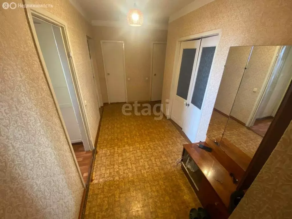3-комнатная квартира: Владикавказ, Иристонская улица, 32А (72 м) - Фото 1