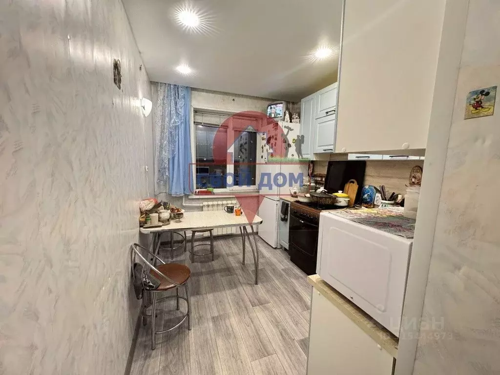 3-к кв. Оренбургская область, Орск Новый город мкр, просп. Ленина, 131 ... - Фото 2