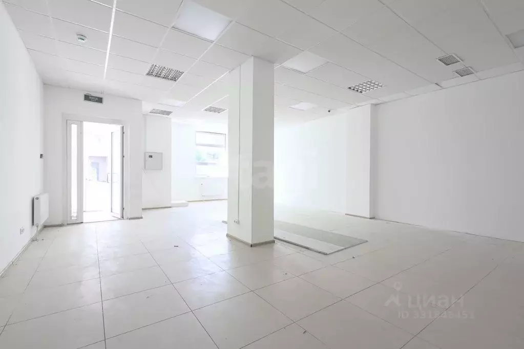 Офис в Тюменская область, Тюмень проезд Геологоразведчиков, 44А (75 м) - Фото 1