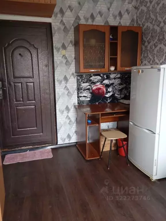 Комната Красноярский край, Красноярск просп. Металлургов, 28А (11.8 м) - Фото 1