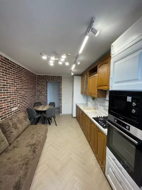 2-к кв. Татарстан, Казань ул. Марселя Салимжанова, 17 (50.0 м) - Фото 1