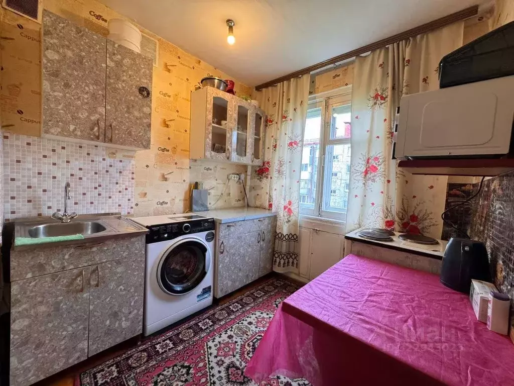 2-к кв. Кемеровская область, Междуреченск ул. Дзержинского, 6 (44.3 м) - Фото 2