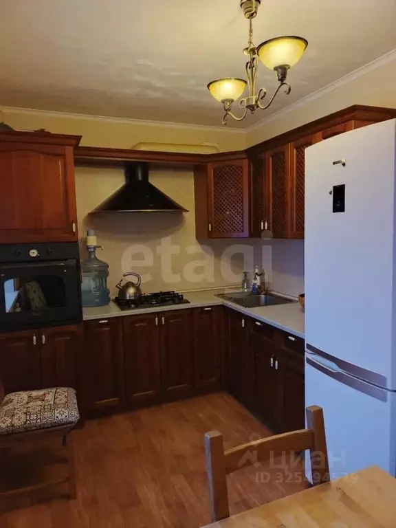 3-к кв. Свердловская область, Верхняя Пышма ул. Огнеупорщиков, 7 (77.1 ... - Фото 1