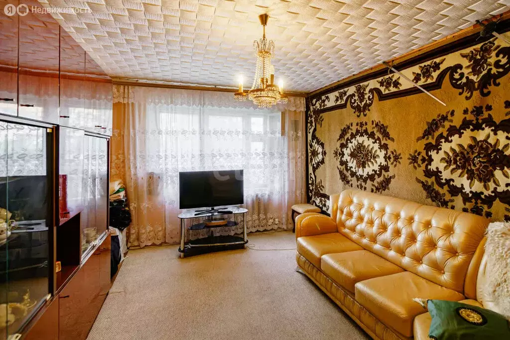 4-комнатная квартира: Ульяновск, Хлебозаводская улица, 10 (84.3 м) - Фото 1