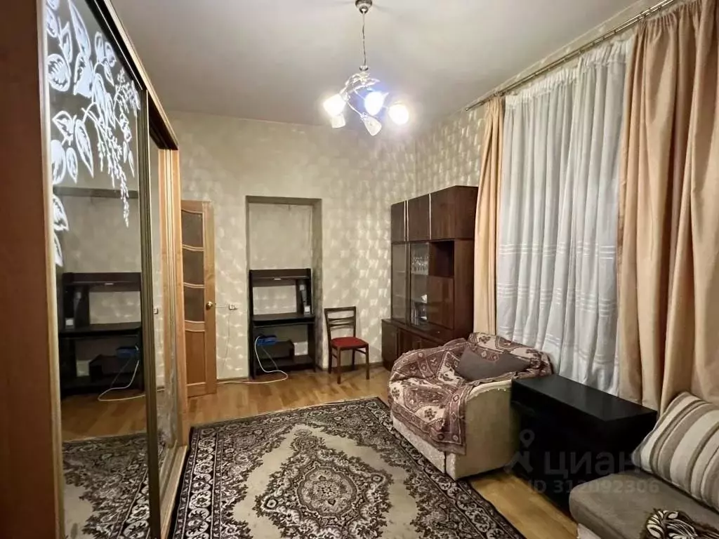 Комната Санкт-Петербург Литейный просп., 49 (31.0 м) - Фото 1