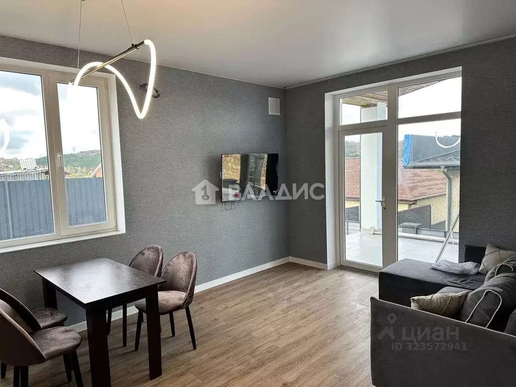 Дом в Крым, Симферопольский район, Добровское с/пос, с. Лозовое ул. ... - Фото 2