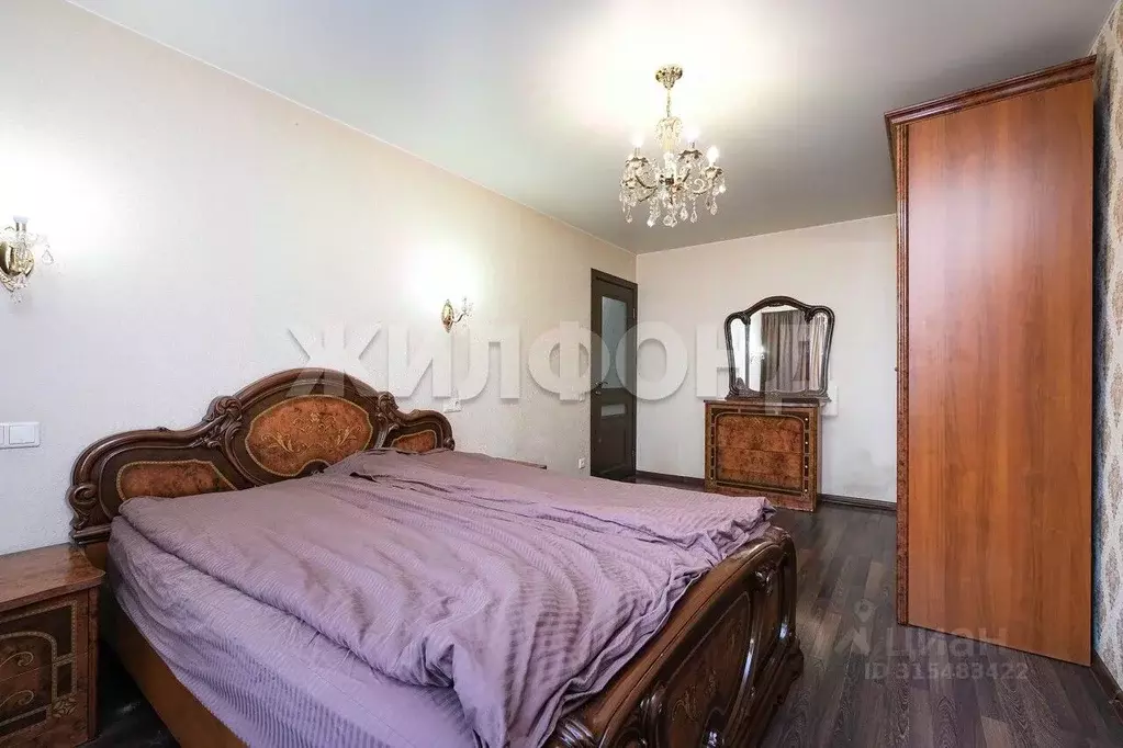 3-к кв. Новосибирская область, Новосибирск ул. Адриена Лежена, 28 ... - Фото 1