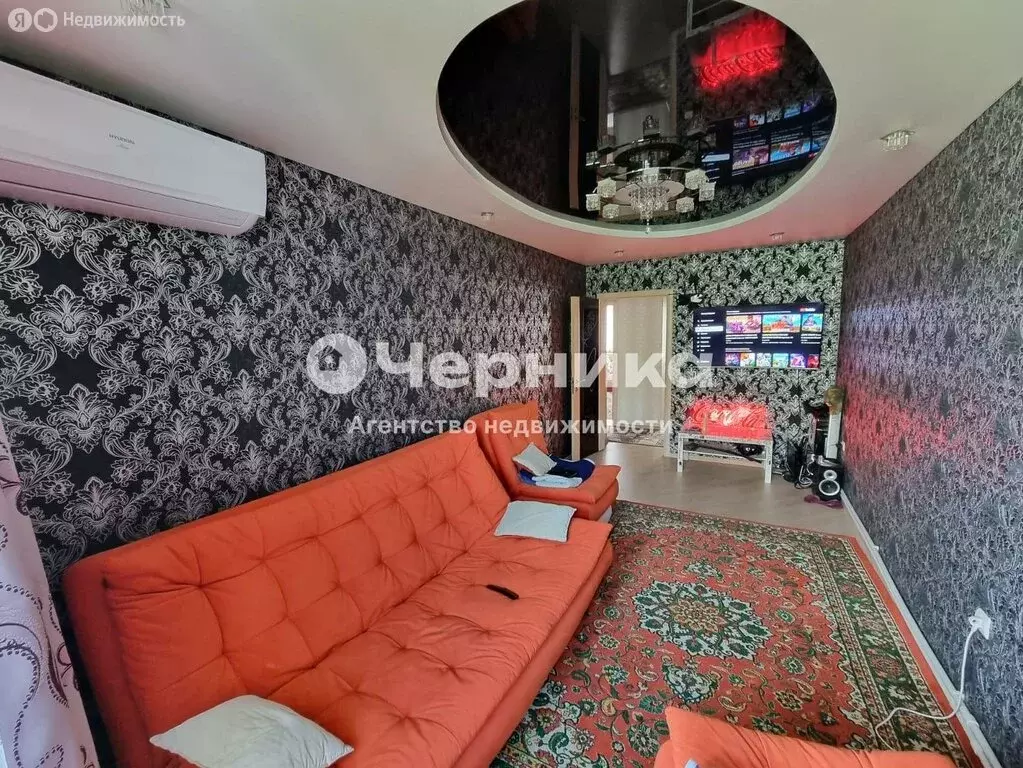 2-комнатная квартира: Шахты, Путиловский переулок, 18к1 (53 м) - Фото 0