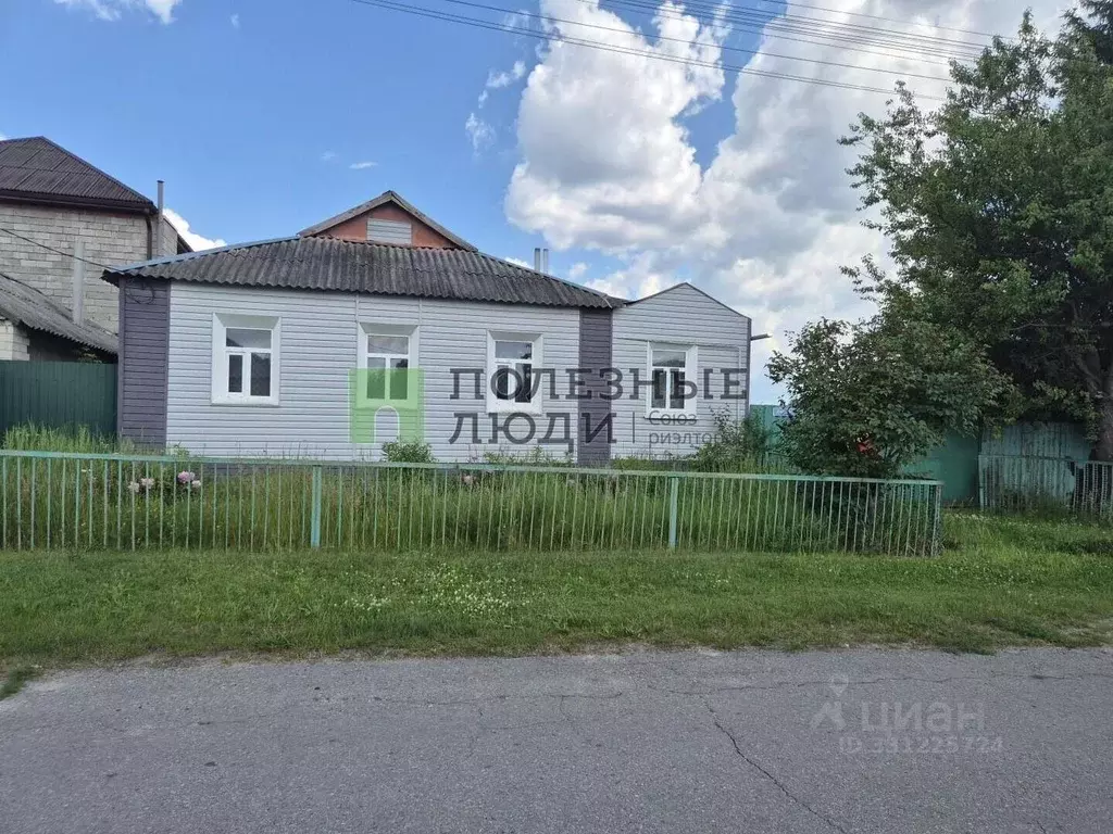 Дом в Белгородская область, Белгород пер. 4-й Мирный (84 м) - Фото 1