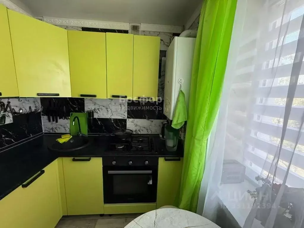 3-к кв. Крым, Феодосия ул. Гарнаева, 67 (54.0 м) - Фото 1