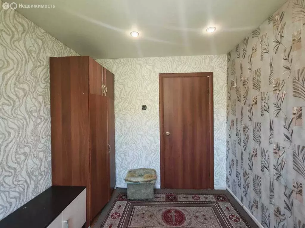 2-комнатная квартира: Екатеринбург, жилой район Вторчермет, Братская ... - Фото 0
