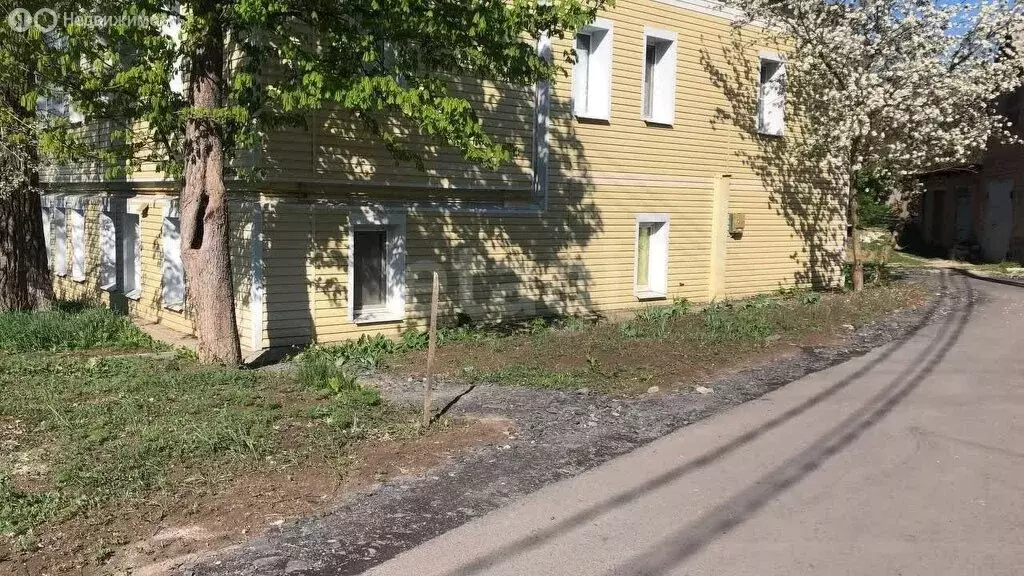 2-комнатная квартира: Бирюч, улица Маркина, 4 (33.9 м) - Фото 1