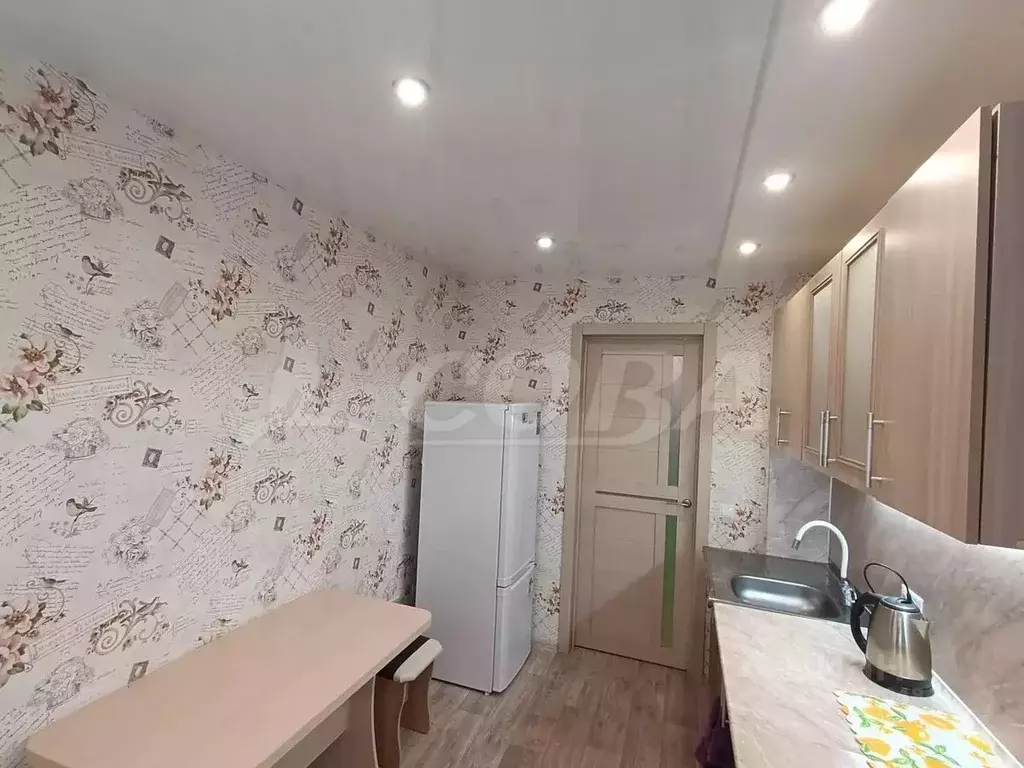 3-к кв. Тюменская область, Тюмень Садовая ул., 117 (60.0 м) - Фото 1