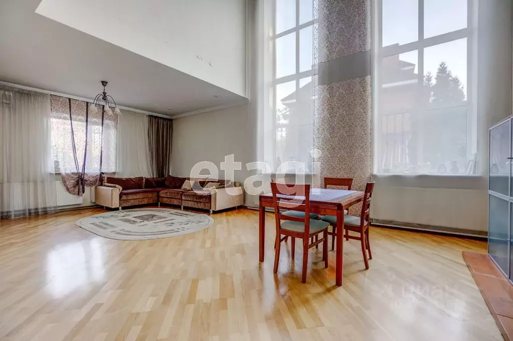 Дом в Татарстан, Казань ул. 1-я Куземетьевская, 4 (450 м) - Фото 0