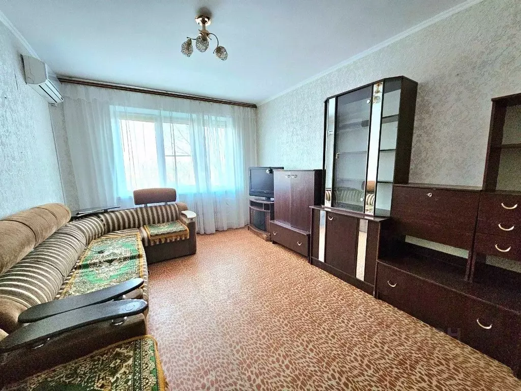 2-к кв. Волгоградская область, Волгоград ул. Кирова, 96 (51.0 м) - Фото 2