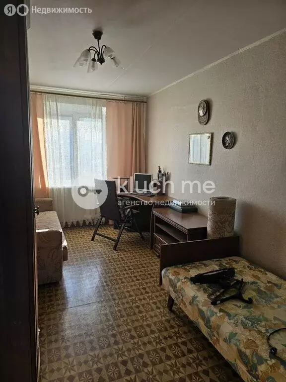 3-комнатная квартира: Казань, улица Пржевальского, 4 (57 м) - Фото 1