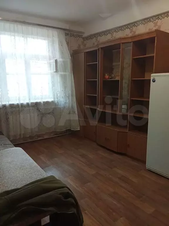 Комната 15 м в 3-к., 1/3 эт. - Фото 1