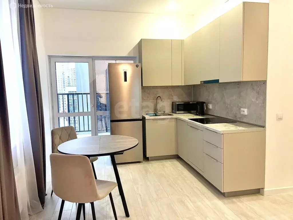 Квартира-студия: Тюмень, улица Василия Малкова, 7 (31 м) - Фото 2