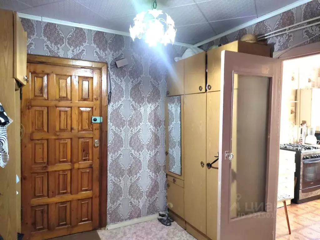 2-к кв. Краснодарский край, Абинск Республиканская ул., 2 (51.0 м) - Фото 0