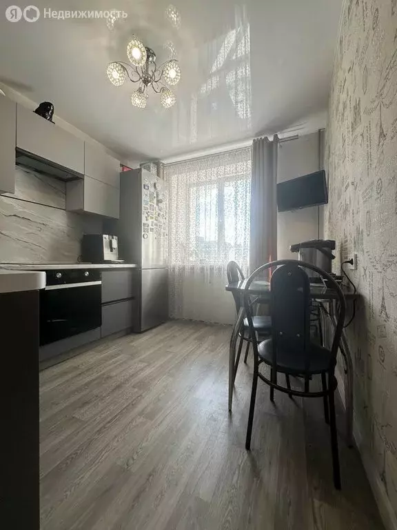 3-комнатная квартира: Киров, Профсоюзная улица, 4 (59.6 м) - Фото 1