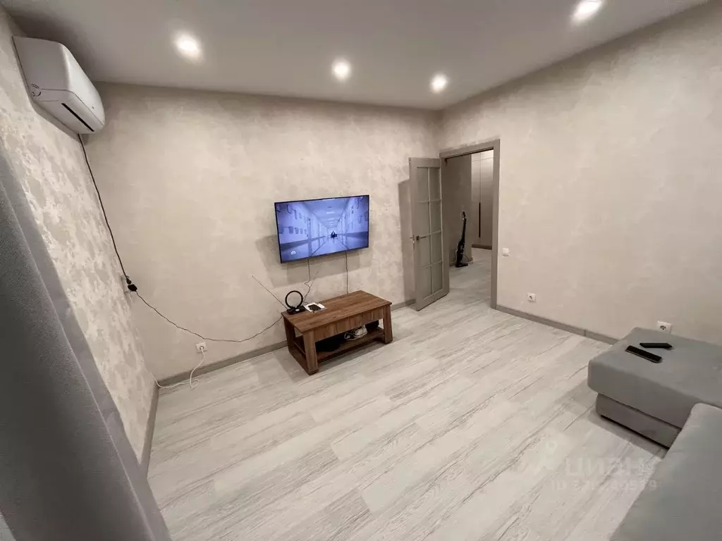 2-к кв. Татарстан, Казань ул. Мансура Хасанова, 19 (52.0 м) - Фото 1