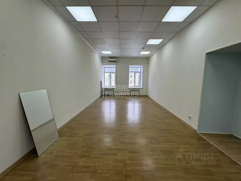 Офис в Ульяновская область, Ульяновск ул. Гончарова, 30 (35 м) - Фото 1