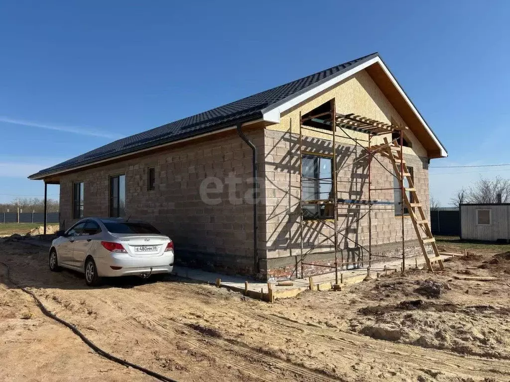 Дом в Калмыкия, Элиста Восточная промзона тер., 1 (111 м) - Фото 1