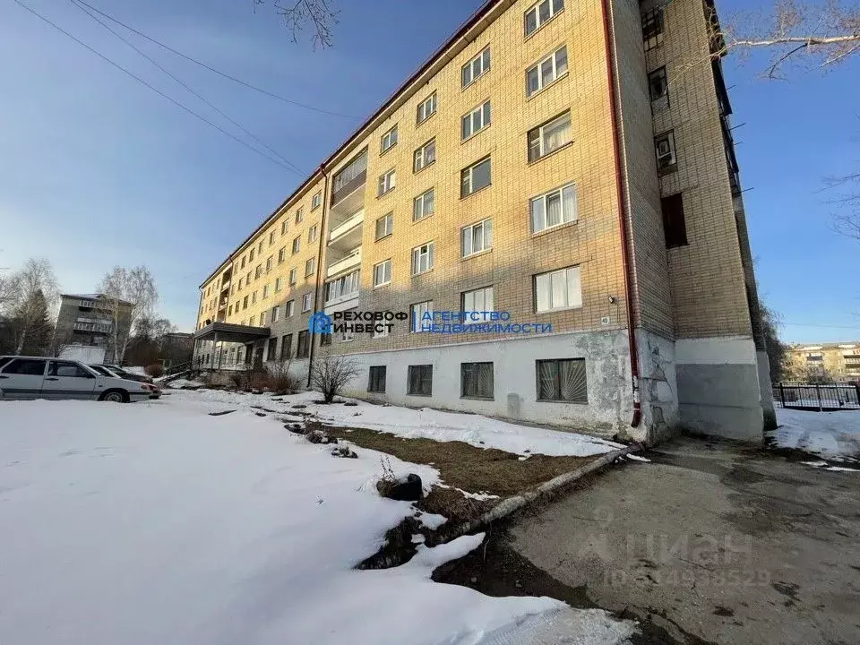 3-к кв. Башкортостан, Белорецк ул. С. Кирова, 40А (91.7 м) - Фото 0