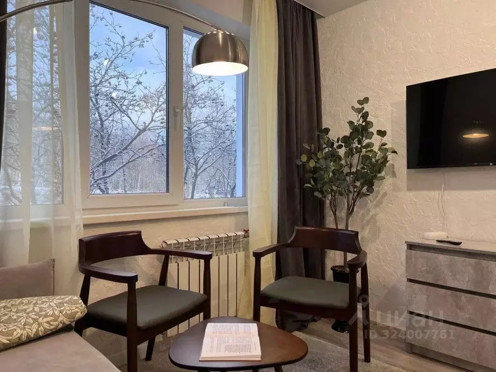 2-к кв. Мурманская область, Кировск просп. Ленина, 38 (43.0 м) - Фото 1