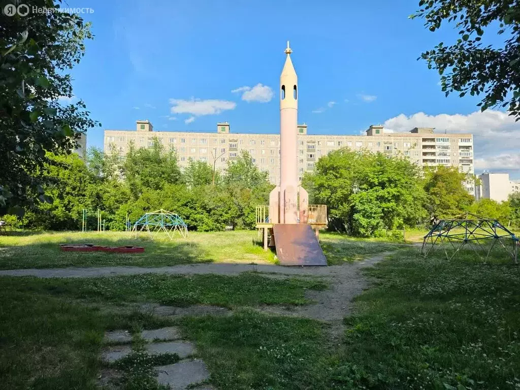 2-комнатная квартира: Нижний Тагил, Черноисточинское шоссе, 7/3 (51 м) - Фото 1