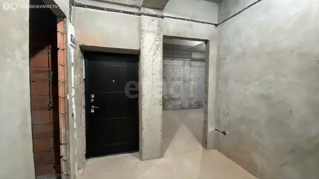 3-комнатная квартира: Махачкала, улица Гагарина, 68Ж (91 м) - Фото 2