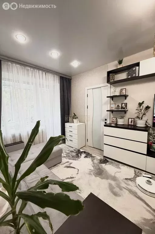 3-комнатная квартира: Йошкар-Ола, бульвар Победы, 4 (56.2 м) - Фото 1