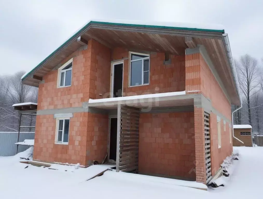 Дом в Ленинградская область, Киришский район, Глажевское с/пос, д. Бор ... - Фото 1