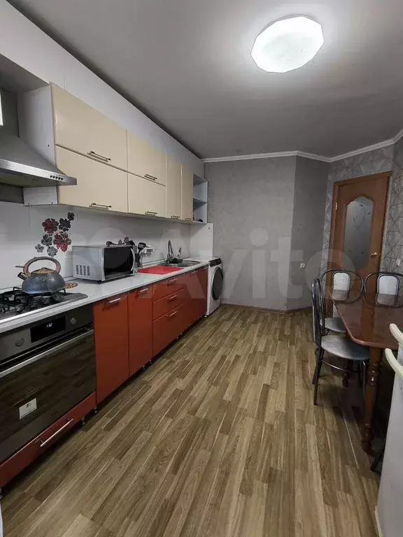 1-к. квартира, 40 м, 9/9 эт. - Фото 1