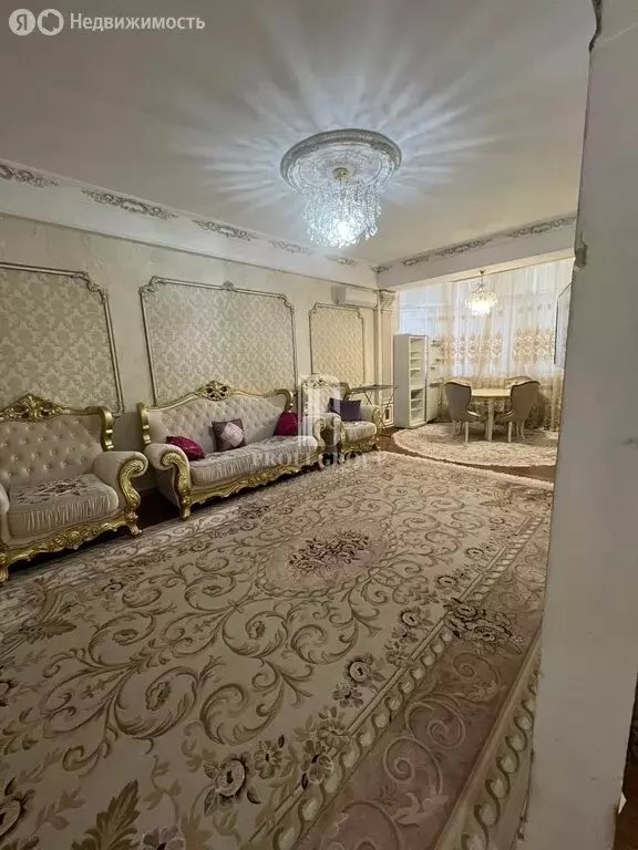 1-комнатная квартира: Махачкала, улица Ахмеда Магомедова, 4к1 (59 м) - Фото 2