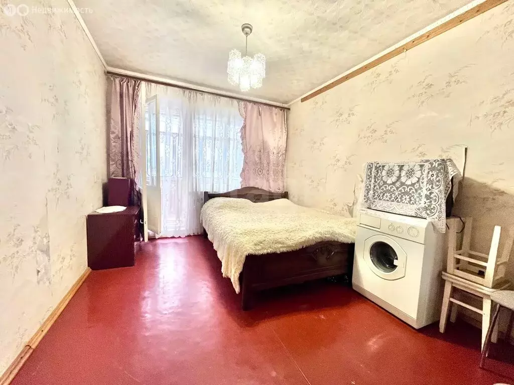 3-комнатная квартира: село Аксёново, Молодёжная улица, 28 (62 м) - Фото 1