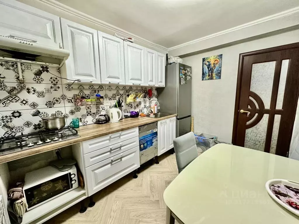 3-к кв. Севастополь ул. Адмирала Фадеева, 23Ж (84.6 м) - Фото 0
